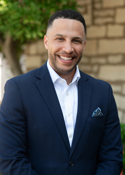 Kennedy Jonathan, company manager